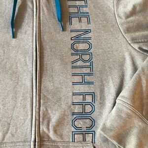 The NorthFace sweater
